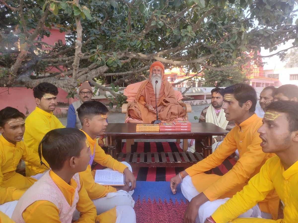 धार्मिक आयोजन एवं सेवा